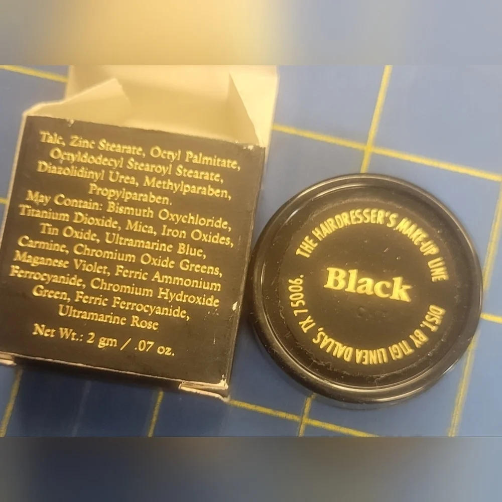 TIGI Eyes The Hairdresser's Make Up Line Black
